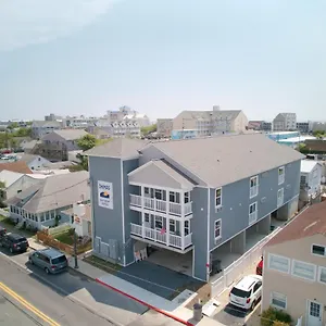 https://dhimas-apartments.ocean-city-hotels.net
