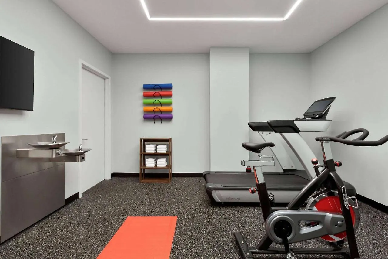 Wingate By Wyndham Bronx Haven Park Hotel New York